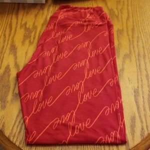 Lularoe TC Valentine Leggings NWOT